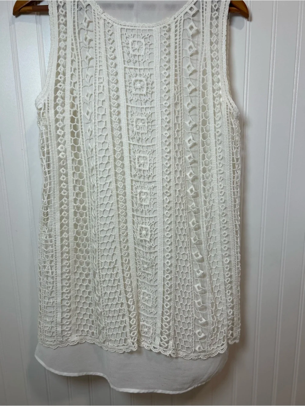 Mario Retio Women's Cream Crochet Overlay Tank Top - Layered Sleeveless Blouse